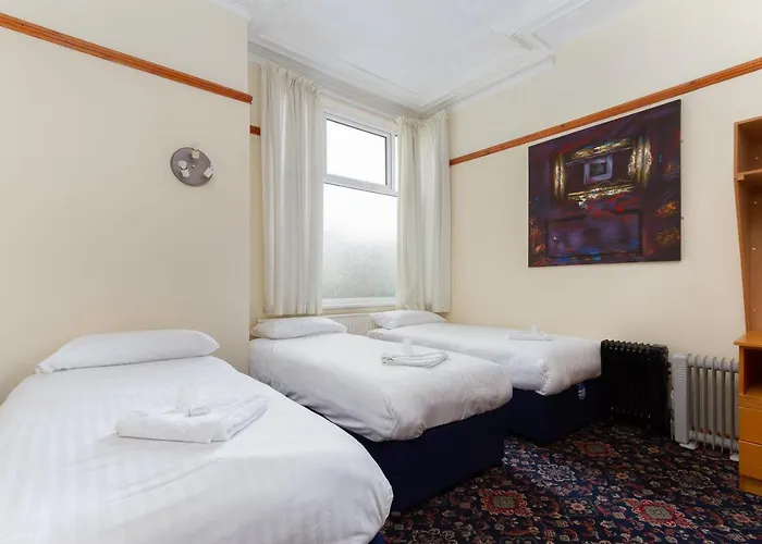 The Norwood Hotel For Groups-Blackpool Party Weekends (Adults Only)