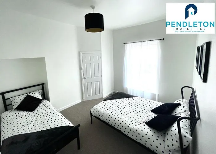 Modern 3 Bed House With Free Parking And Wi-Fi Villa Preston 