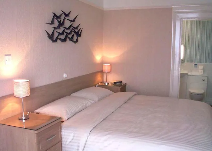Eden Vale First Floor Sea View Apartment Morecambe