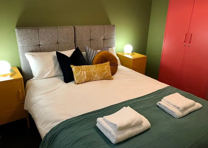 Lancaster Condos for Rent