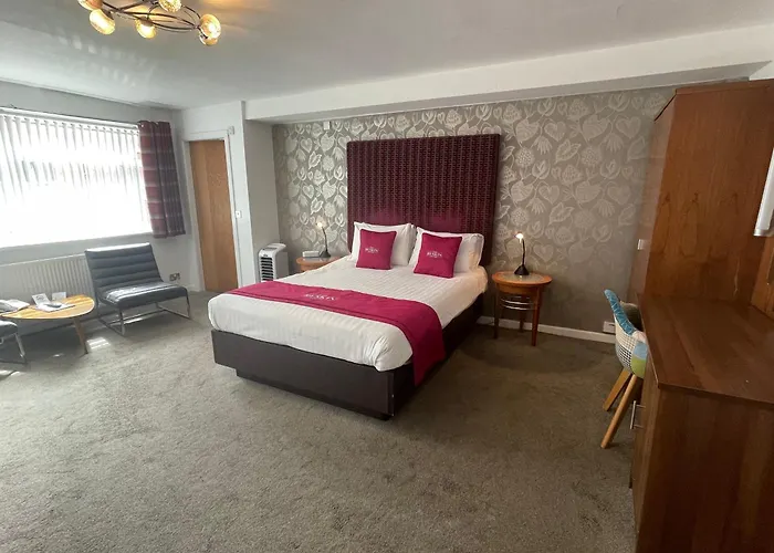 Blackpool Hotels With Jacuzzi in Room near Sea Life Blackpool