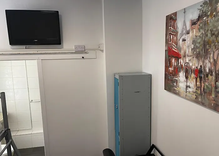 Backpackers Blackpool Hotel & Suites