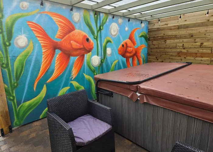 Eden Rose Cottage Hot-Tub Jacuzzi Morecambe-Bay