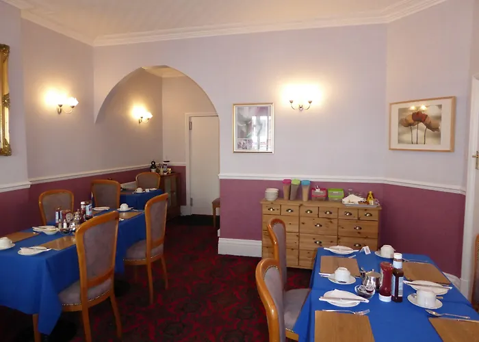 The Berwick - Over 40'S Only Blackpool